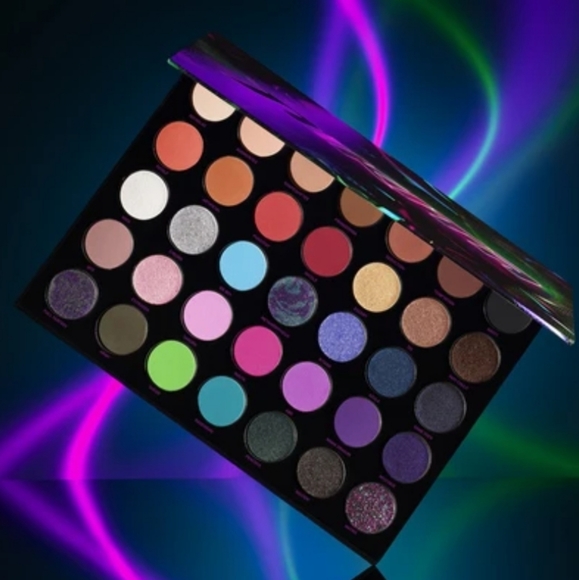 💖HOST PICK💖 Nikita Morphe Artistry Pallette - Picture 8 of 12